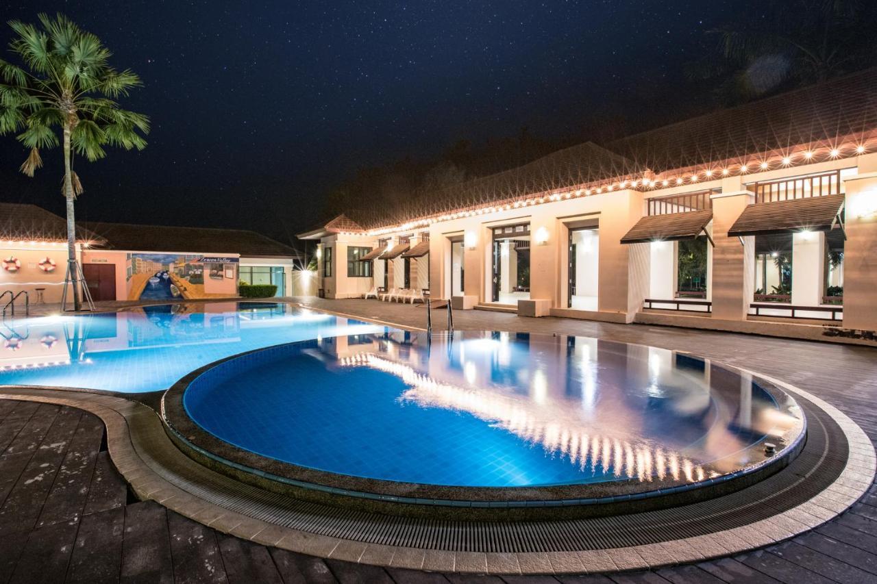 Leaves Valley Resort Nong Ya Plong Екстериор снимка